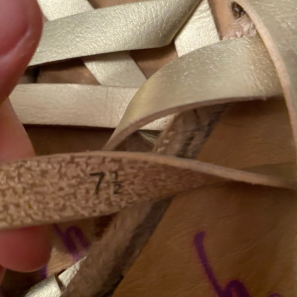 Sandals - Picture 3 of 3